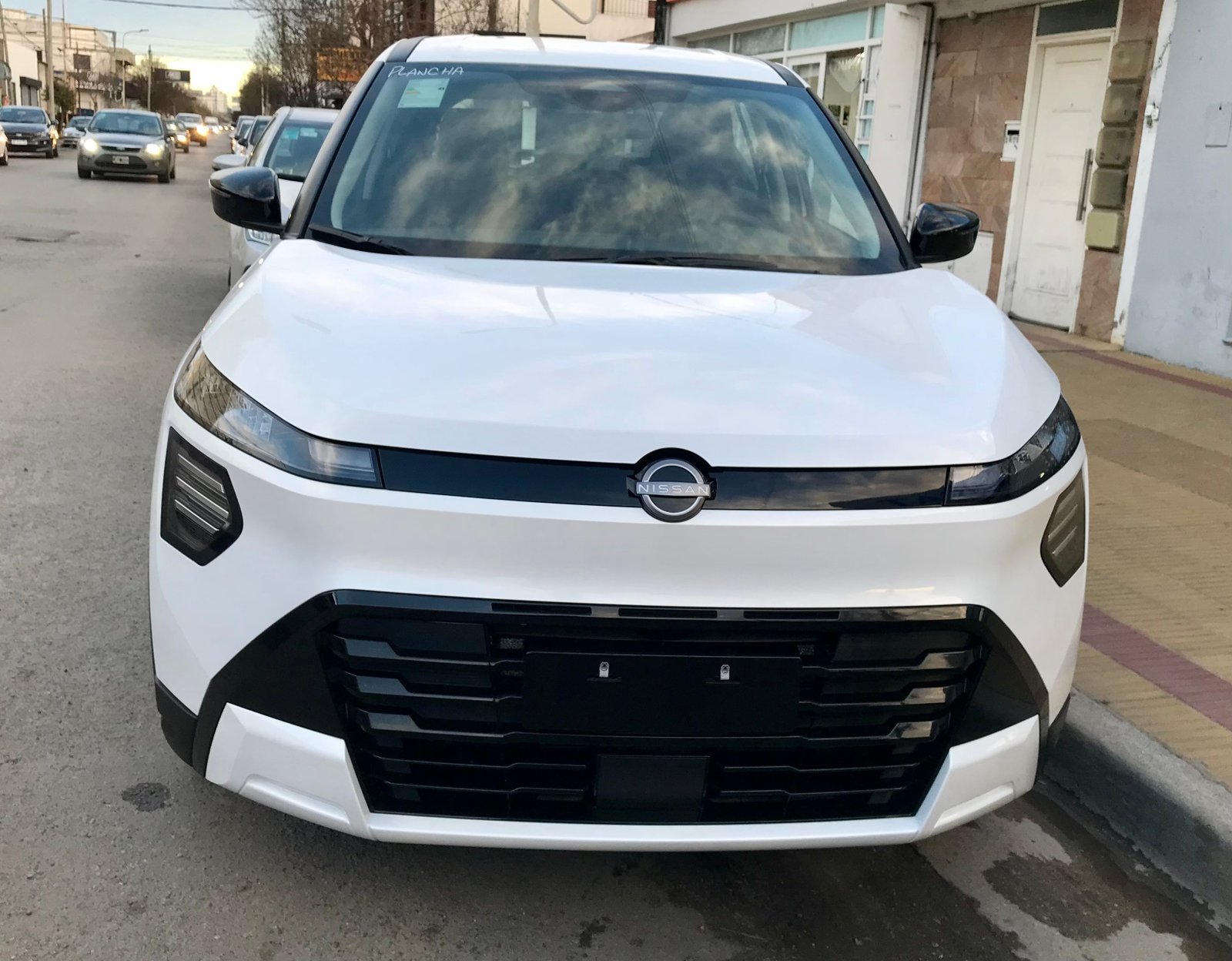 Nissan KAIT Sense 1.6 CVT 2026 — 0 km — Automatica — Nafta — en venta en Tandil, GARBAT Automotores               loading=